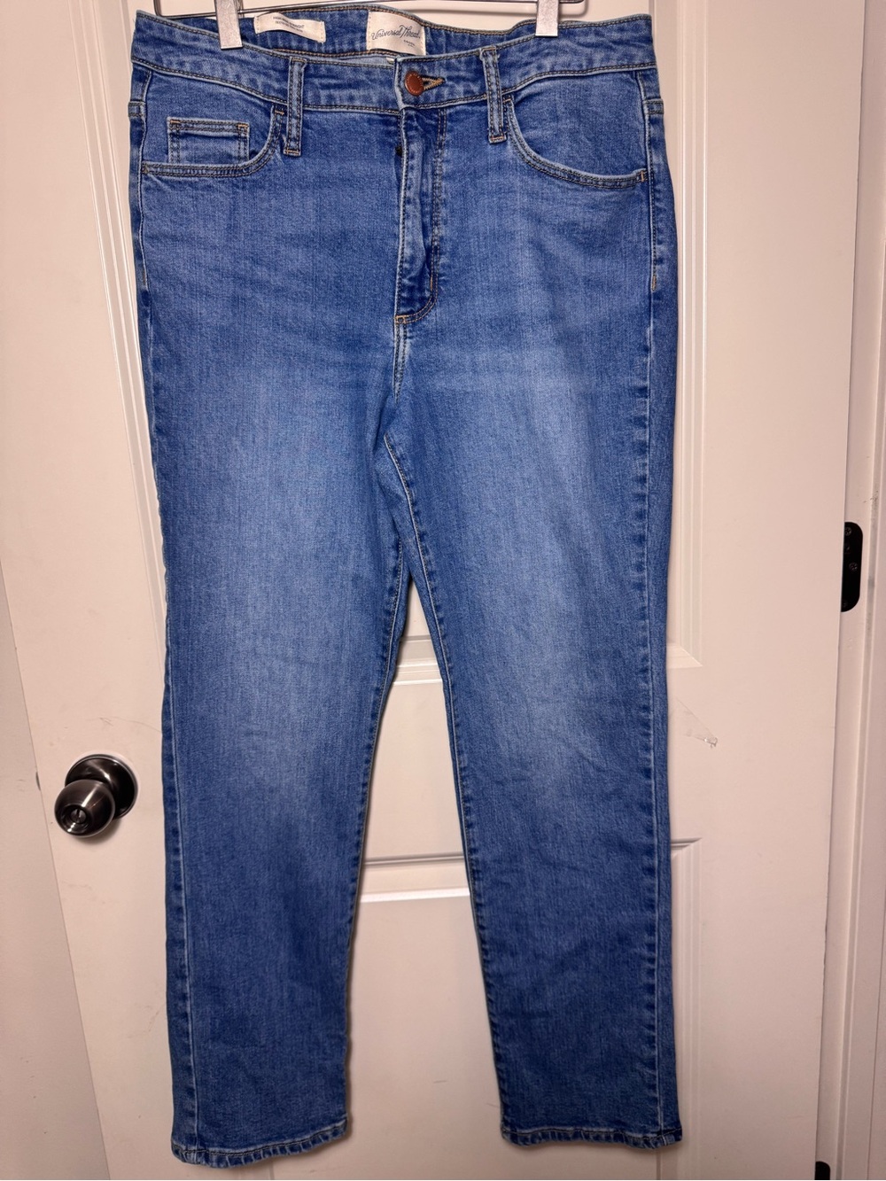 Universal Thread High Rise Straight Jeans Blue Medium Wash Women’s 10 - Picture 3 of 8